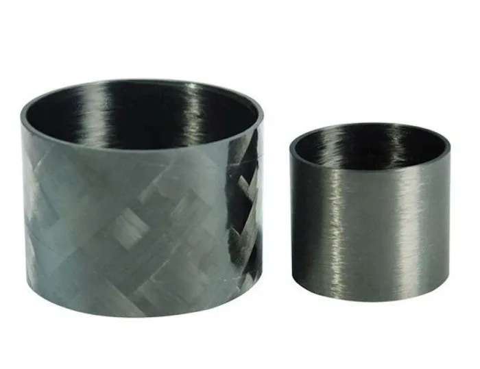 Tube en fibre de carbone enroulé sur mesure(1)